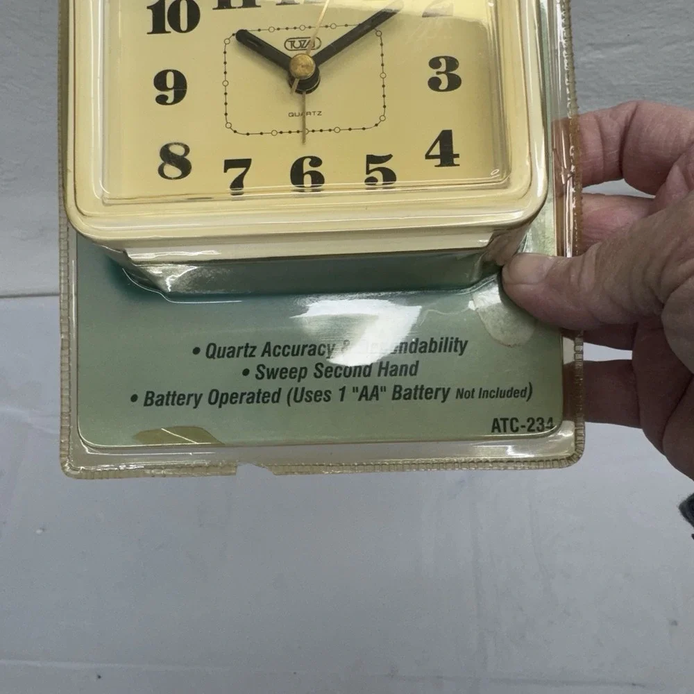 Vintage Retro, Quartz Alarm Clock Futuristic Looking New In Package ATC‎ – 234